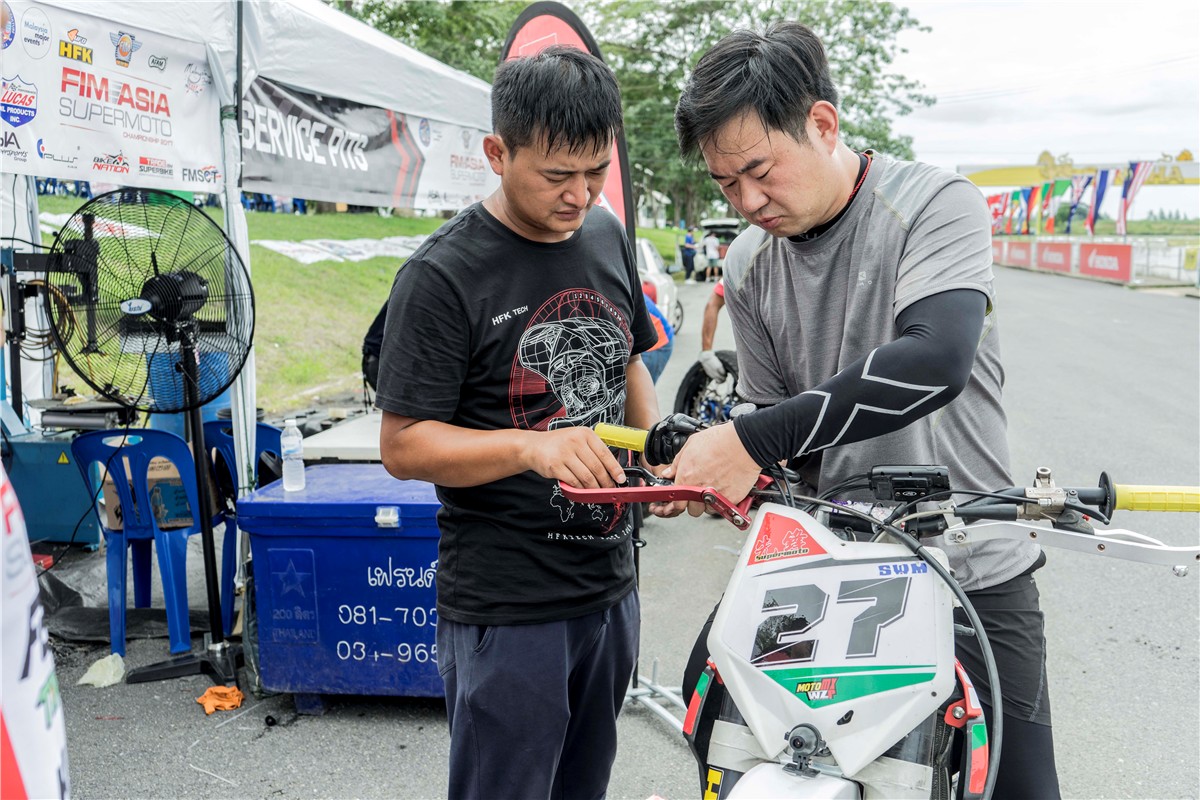 HFK摩托机车专业行车记录仪参加泰国super moto亚洲杯精彩回顾